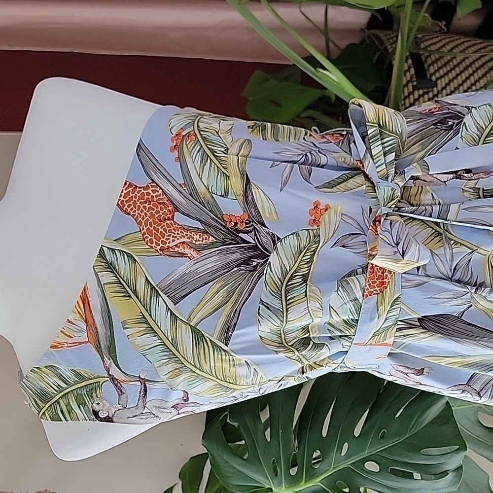 Ann Taylor Blue Jungle Floral Monkey Toga Dress Size 4 EUC - Picture 2 of 12